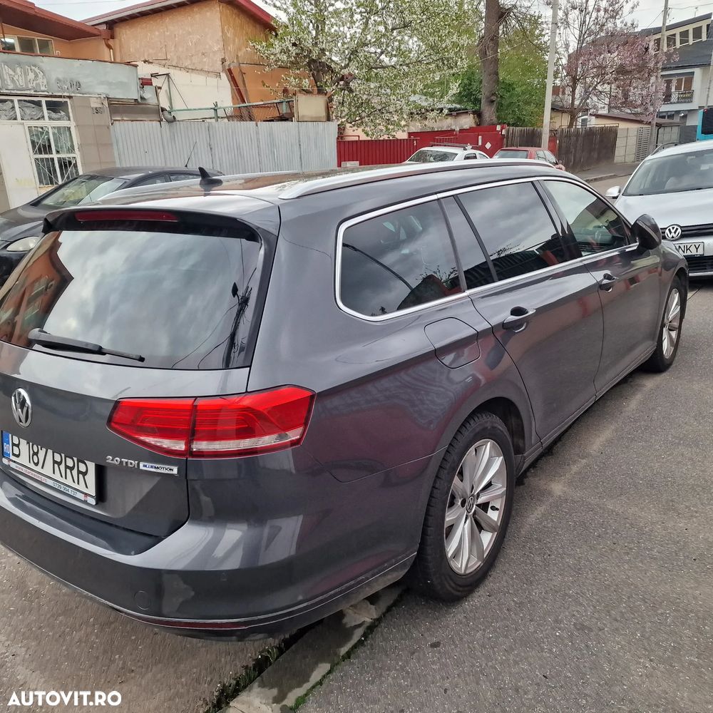 Volkswagen Passat 2.0 TDI DSG Comfortline - 5