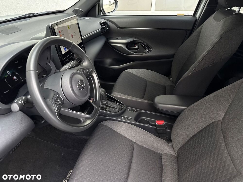 Toyota Yaris Cross Hybrid 1.5 Style - 17