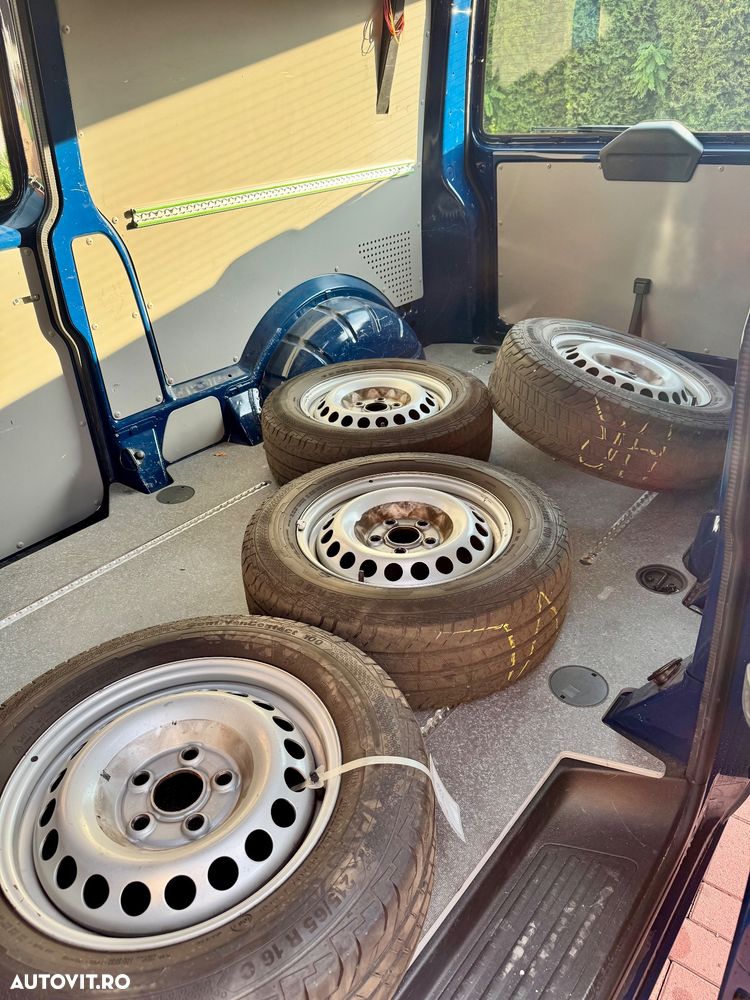 Volkswagen Transporter - 14