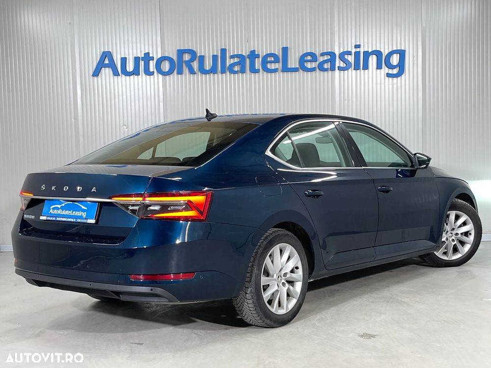 Skoda Superb 2.0 TDI DSG Ambition - 4