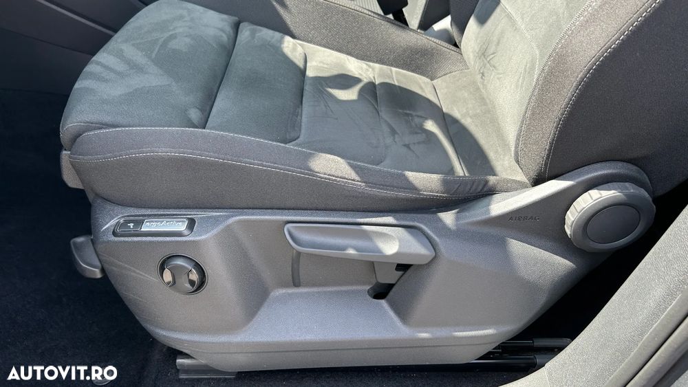 Volkswagen Tiguan - 40