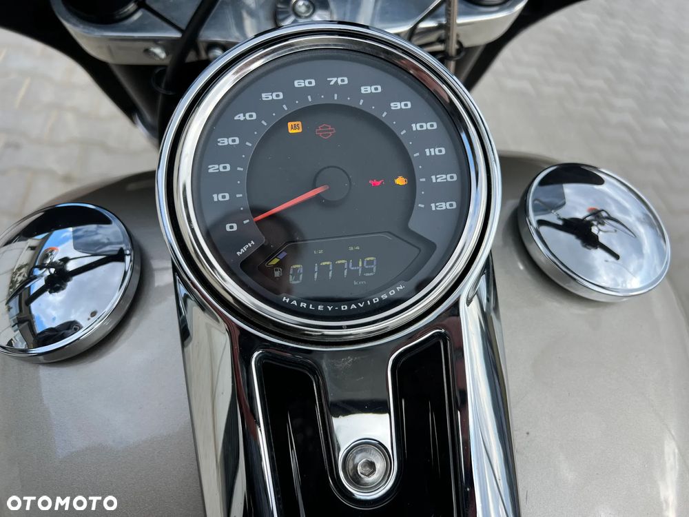 Harley-Davidson Softail Sport Glide - 9