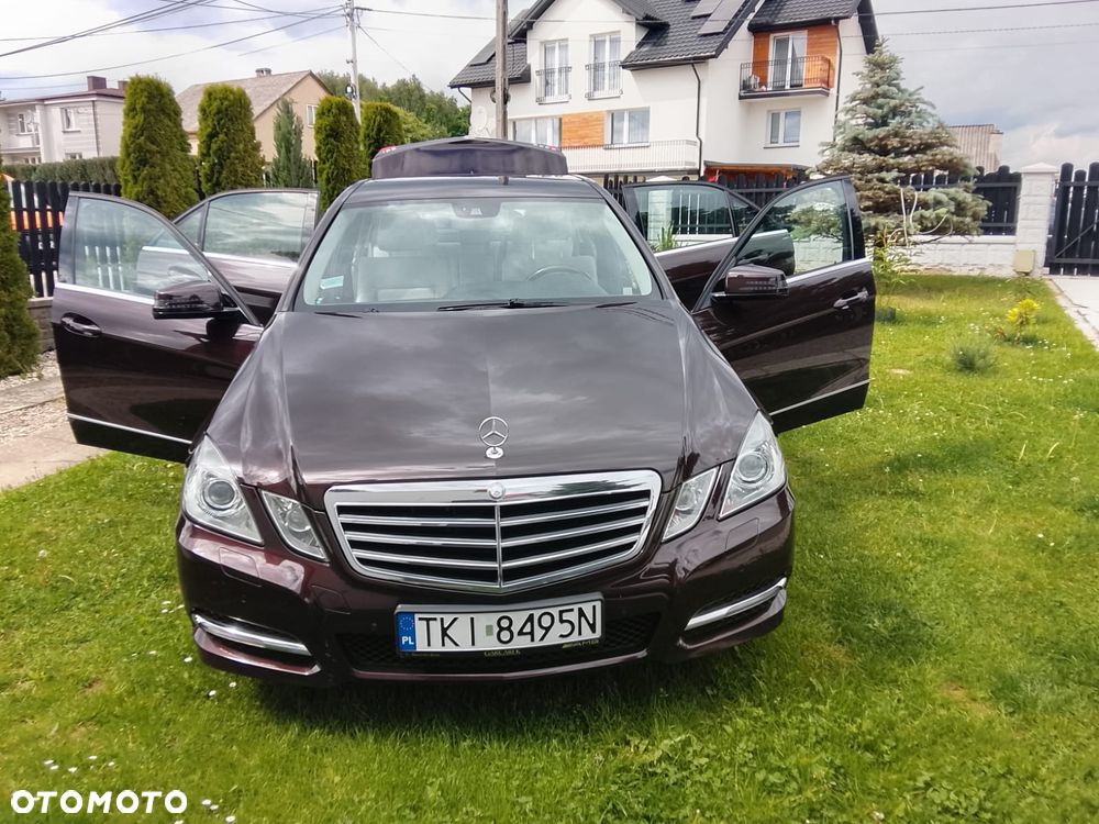 Mercedes-Benz Klasa E 250 CGI BlueEffICIENCY Avantgarde - 8