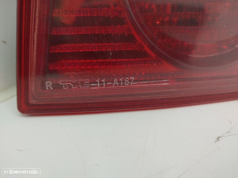 Farolim Stop Dto Volkswagen Passat (3B3) - 3