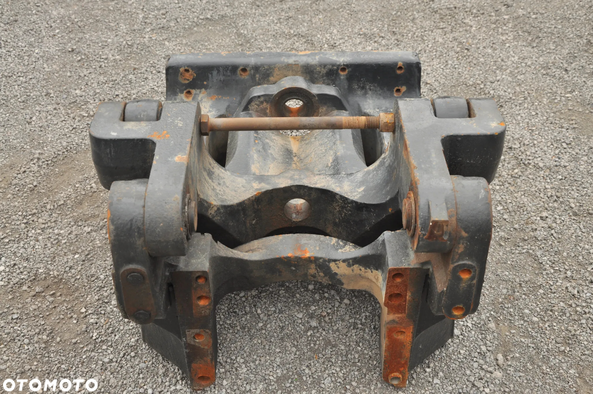 Wspornik kołyska rama Deutz Fahr M620 - 3