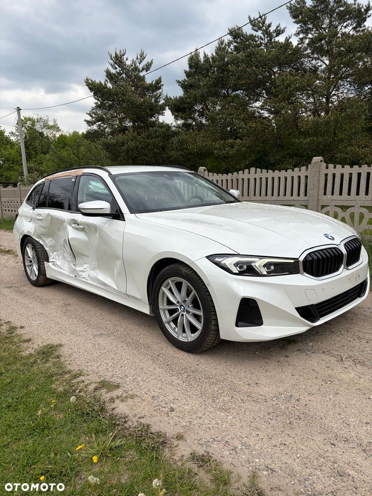 BMW Seria 3 320d Edition Luxury Line Purity - 4