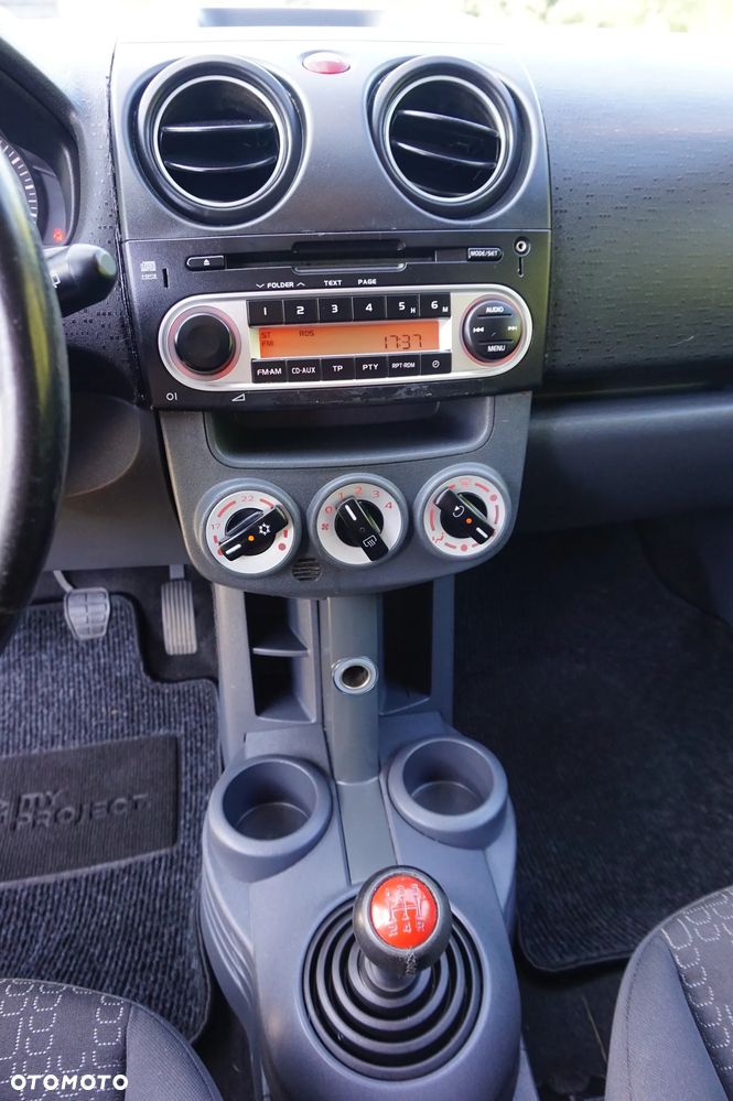 Mitsubishi Colt - 31