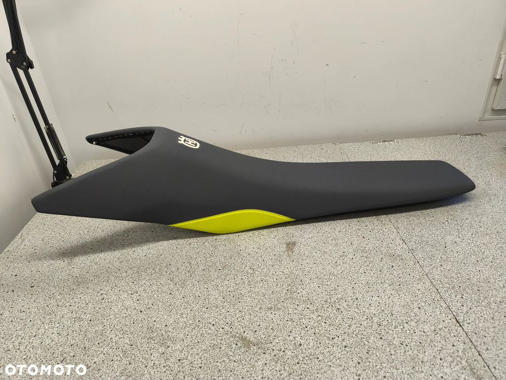 Siedzenie, kanapa, fotel Husqvarna 701 Supermoto - 1