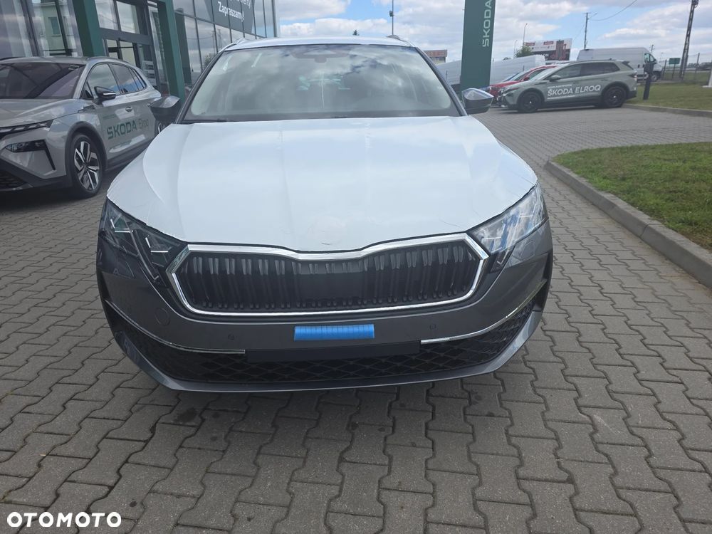 Skoda Octavia 2.0 TDI Drive Selection DSG - 2