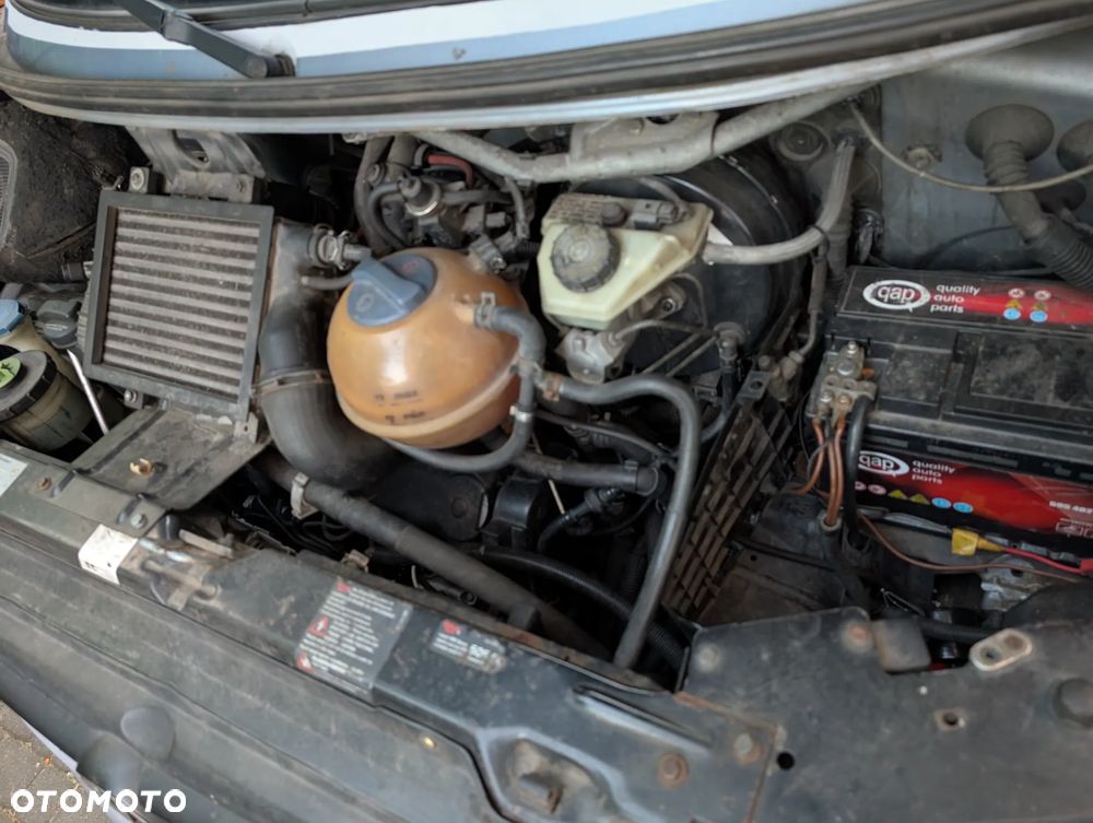 Volkswagen Caravelle GL - 6