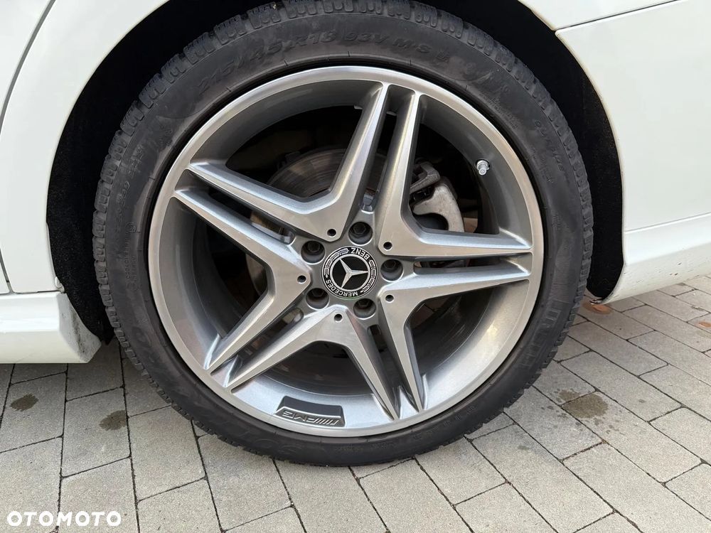 Mercedes-Benz CLA 250 7G-DCT - 10