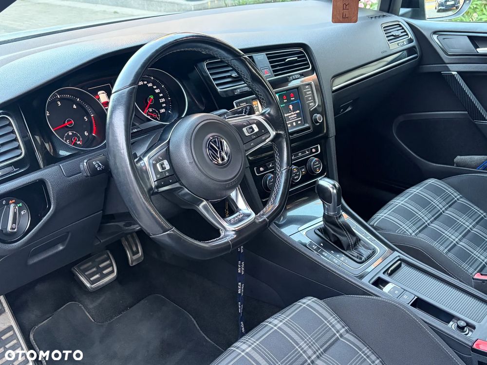 Volkswagen Golf 2.0 TDI BMT GTD DSG - 12