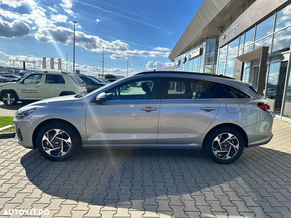 Hyundai i30 Wagon 1.5 96CP M/T Highway - 6