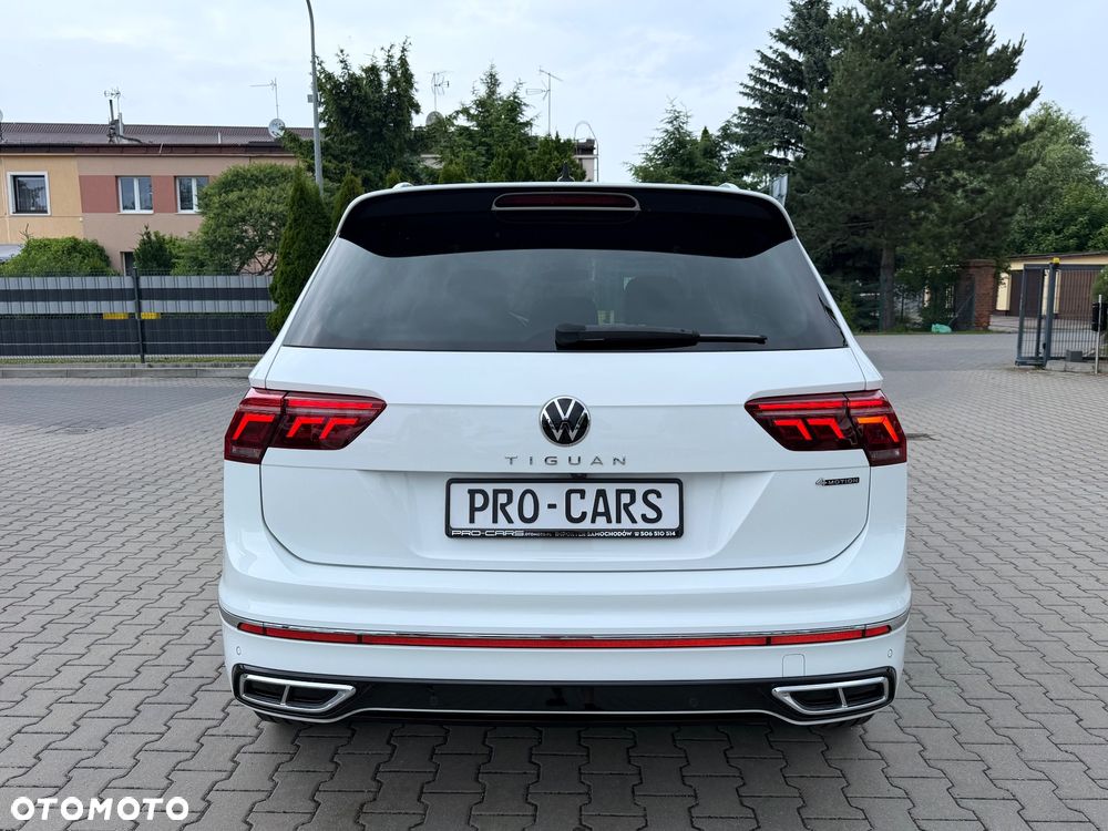 Volkswagen Tiguan 2.0 TDI SCR 4MotION DSG R-Line - 13
