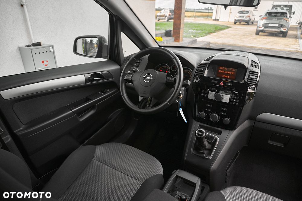 Opel Zafira 1.6 - 23