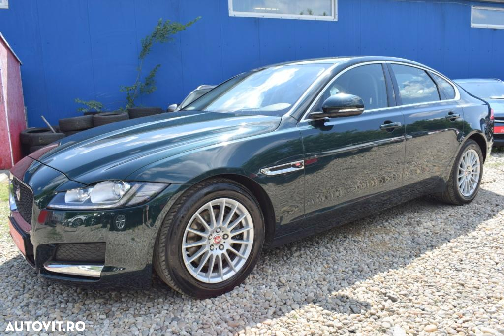 Jaguar XF - 3