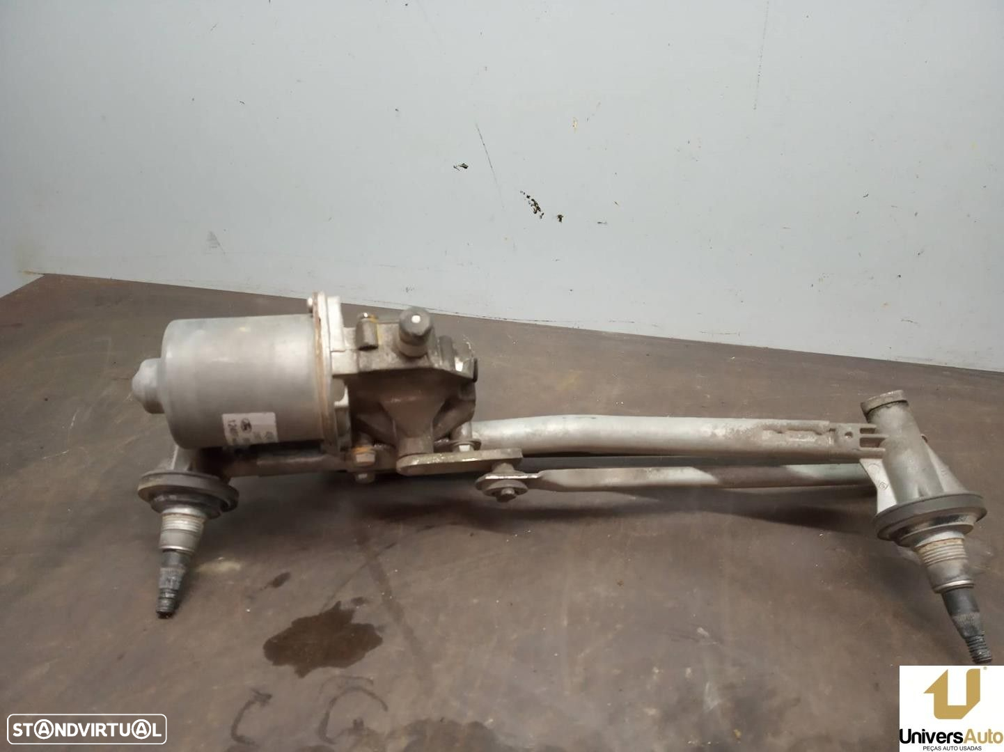 MOTOR LIMPA-VIDROS FRONTAL FORD FIESTA V 2006 -2S6T17B571AC - 2