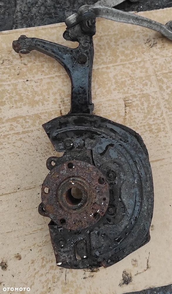 Zwrotnica VW PASSAT B5 AUDI A4 B5 A6 C5 PRAWA LEWA 8D0407257AR - 4