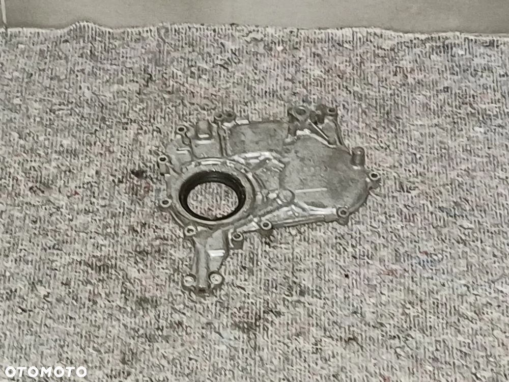 NR 52 Obudowa Rozrządu Audi A8 4,2TDI 059103153AH - 2