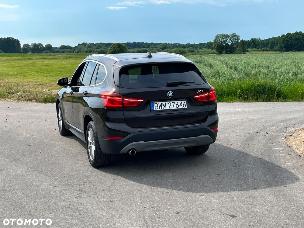BMW X1 xDrive18d - 5