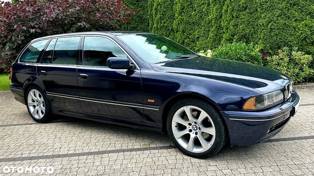 BMW Seria 5 - 29