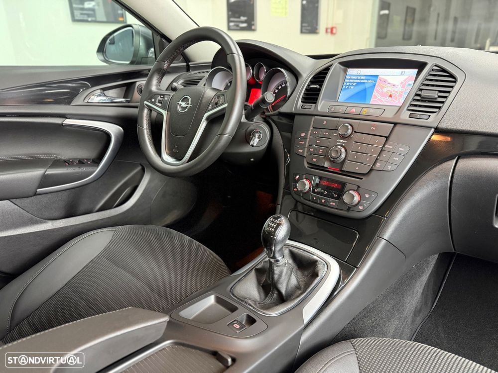 Opel Insignia 2.0 CDTI Cosmo ecoFLEX - 24