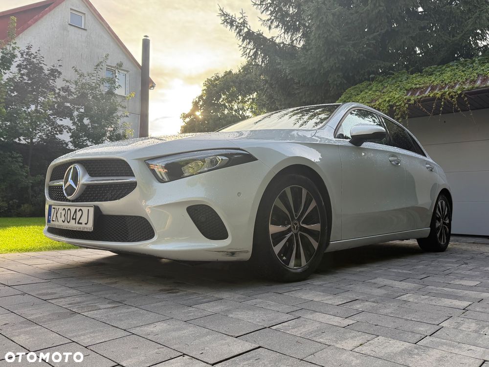 Mercedes-Benz Klasa A 200 7G-DCT - 4