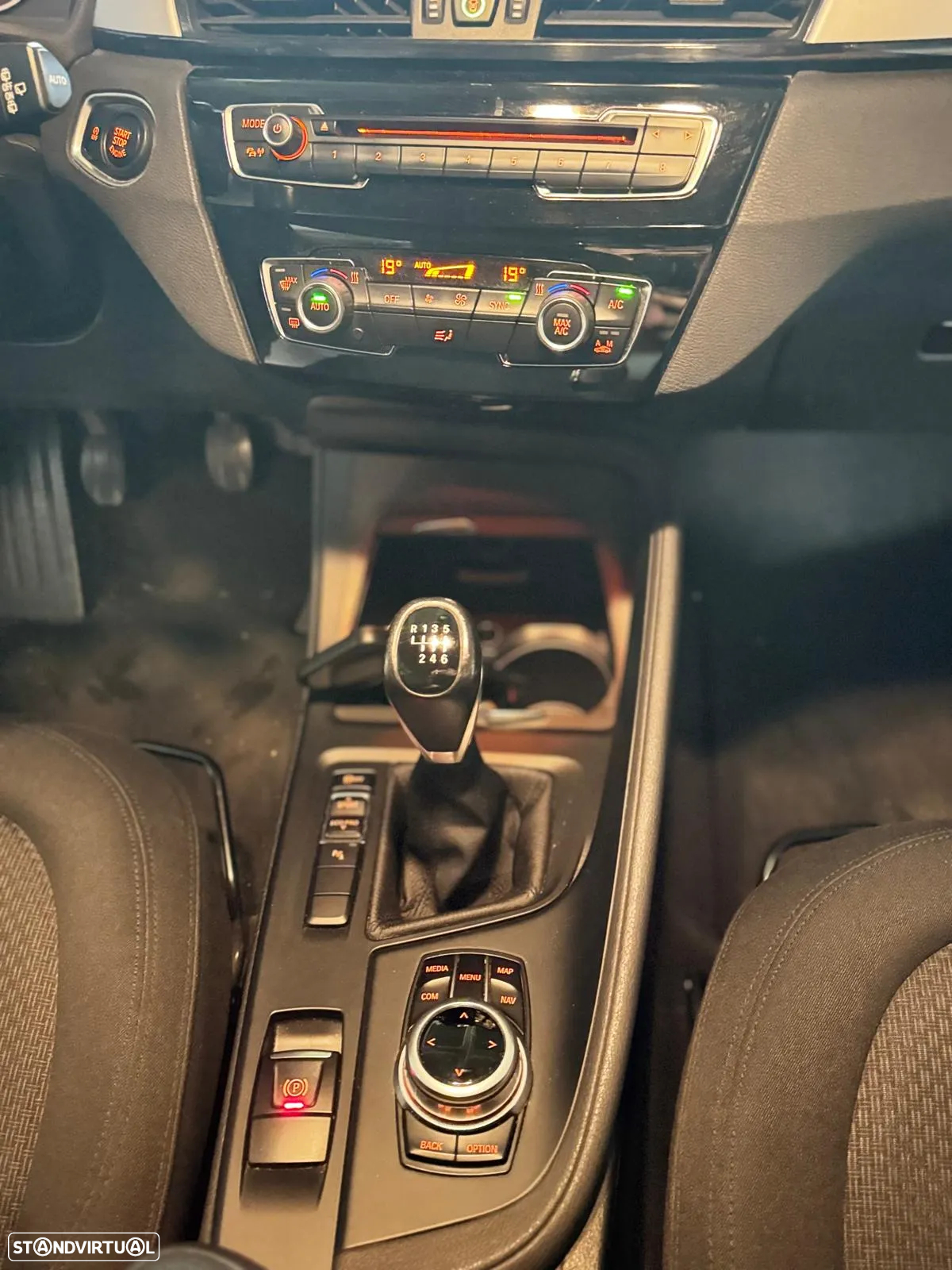 BMW X1 18 d xDrive - 24