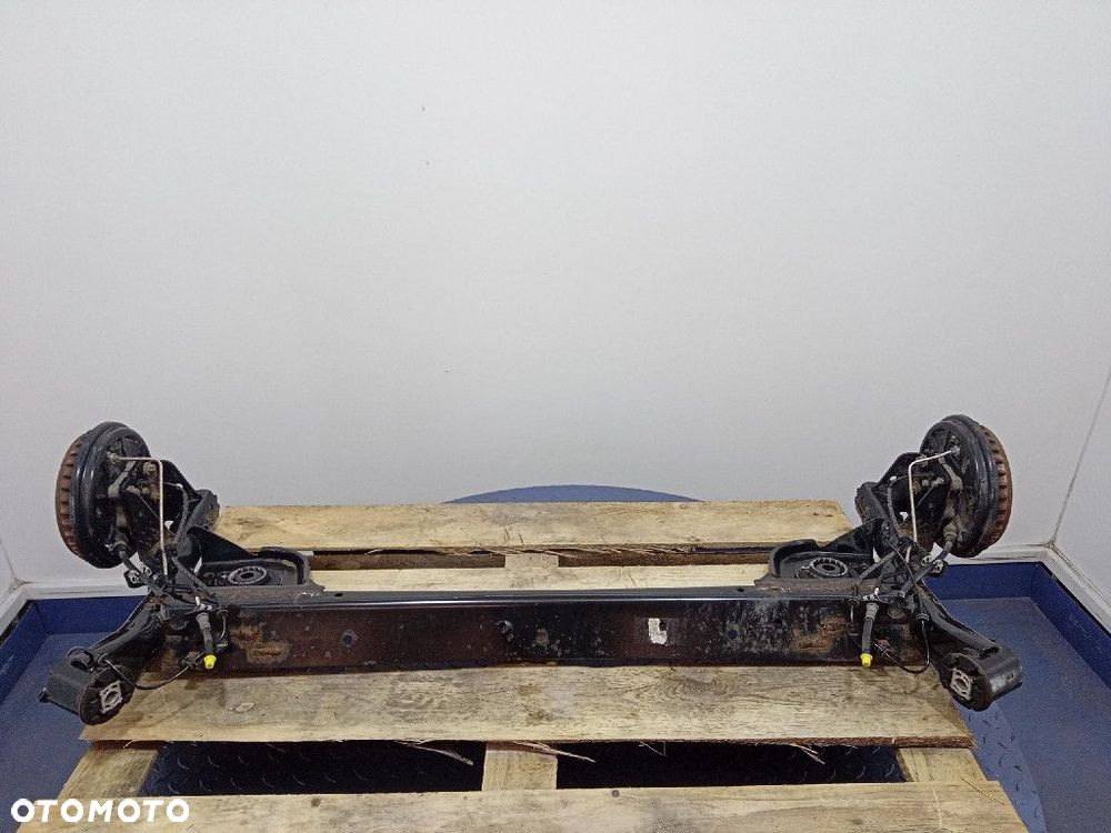 RENAULT CLIO V 19- BELKA ZAWIESZENIA TYŁ OŚ TYLNA 554B47231R - 1