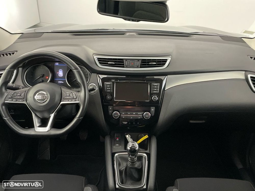 Nissan Qashqai 1.3 DIG-T N-Connecta - 10
