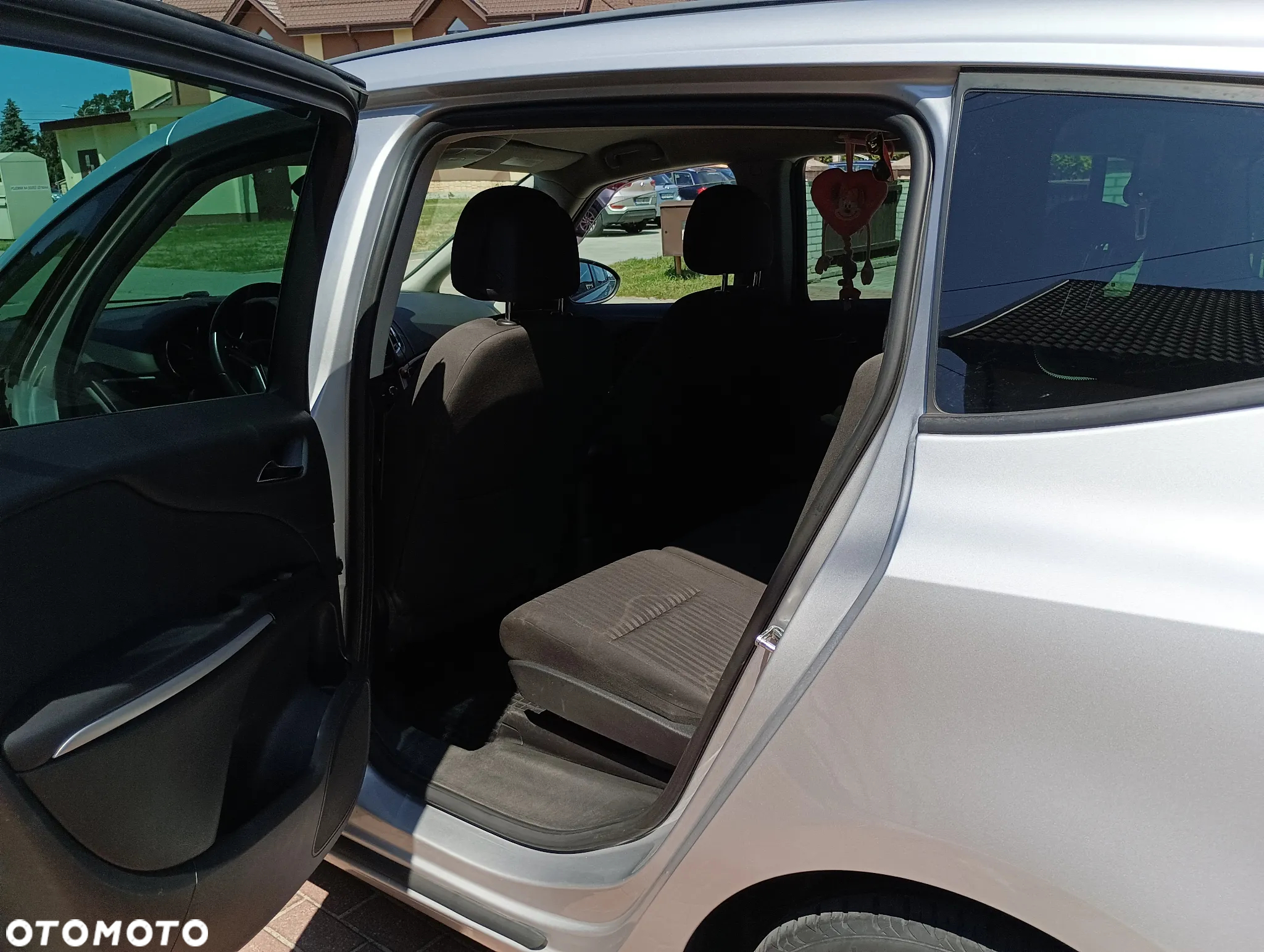 Opel Zafira - 13