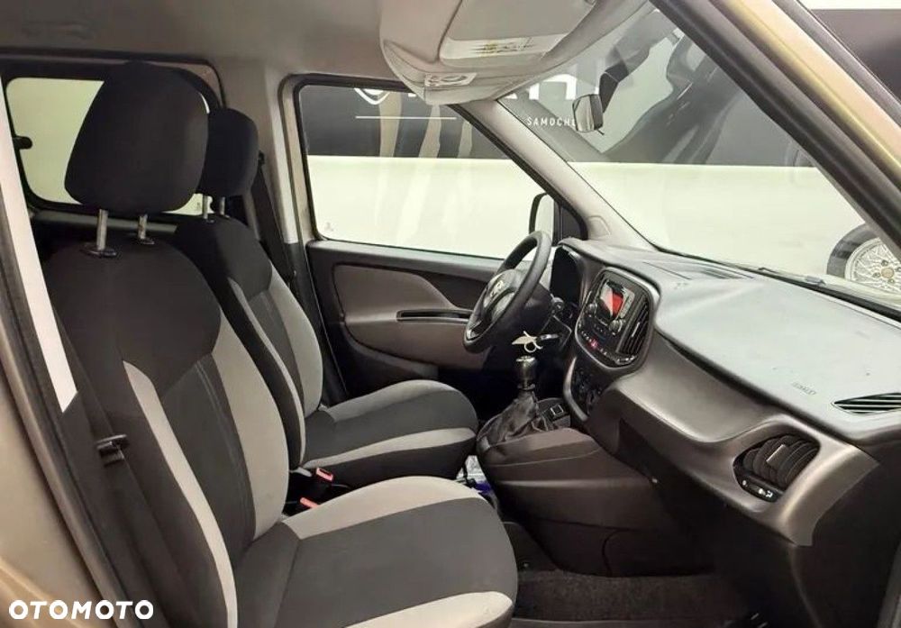 Fiat Doblo 1.4 16V Start&Stopp MyLife Family - 18