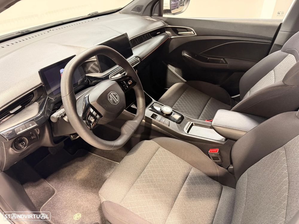 MG MG3 1.5 L Hybrid+ Luxury - 11