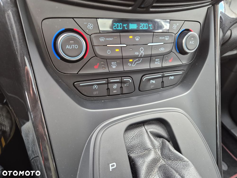 Ford Kuga 2.0 TDCi AWD ST-Line - 14