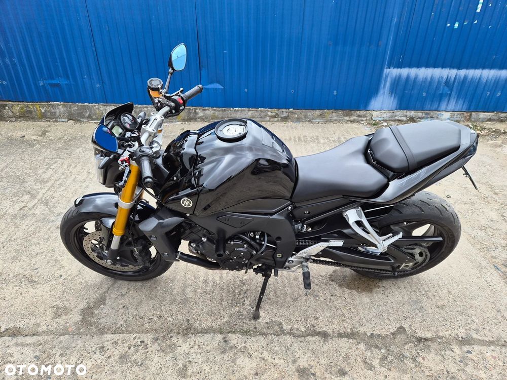 Yamaha FZ - 4