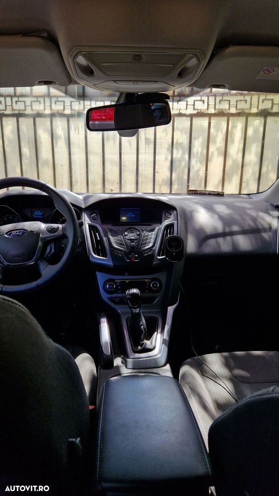 Ford Focus - 10