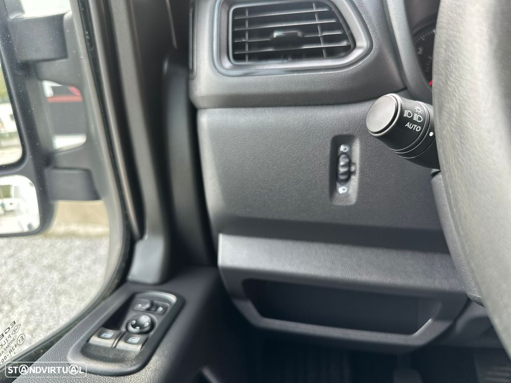 Renault Master III L3H3 2.3 dCi 135 FWD - 20