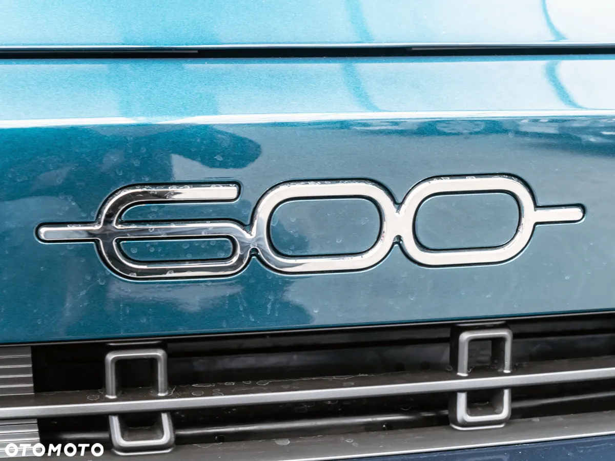 Fiat 600 600e la Prima - 12