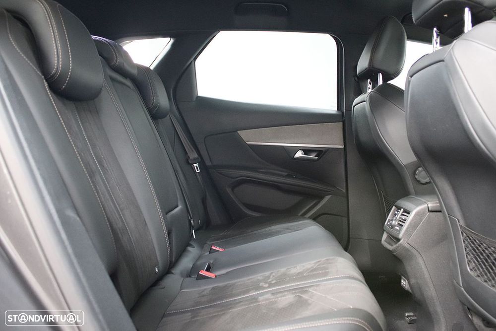 Peugeot 3008 1.5 BlueHDi GT EAT8 - 24