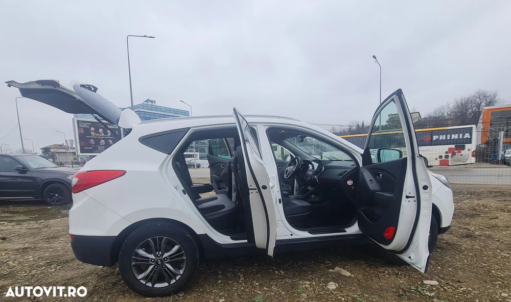 Hyundai ix35 2.0 CRDI 4WD Automatik Style - 16