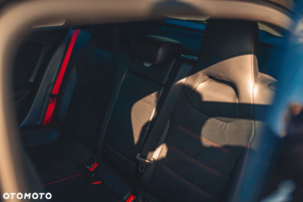 Mercedes-Benz Klasa A 35 AMG 4-Matic 7G-DCT - 18