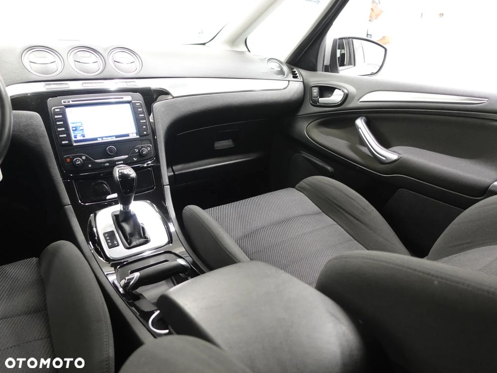 Ford S-Max 2.0 TDCi Titanium - 36