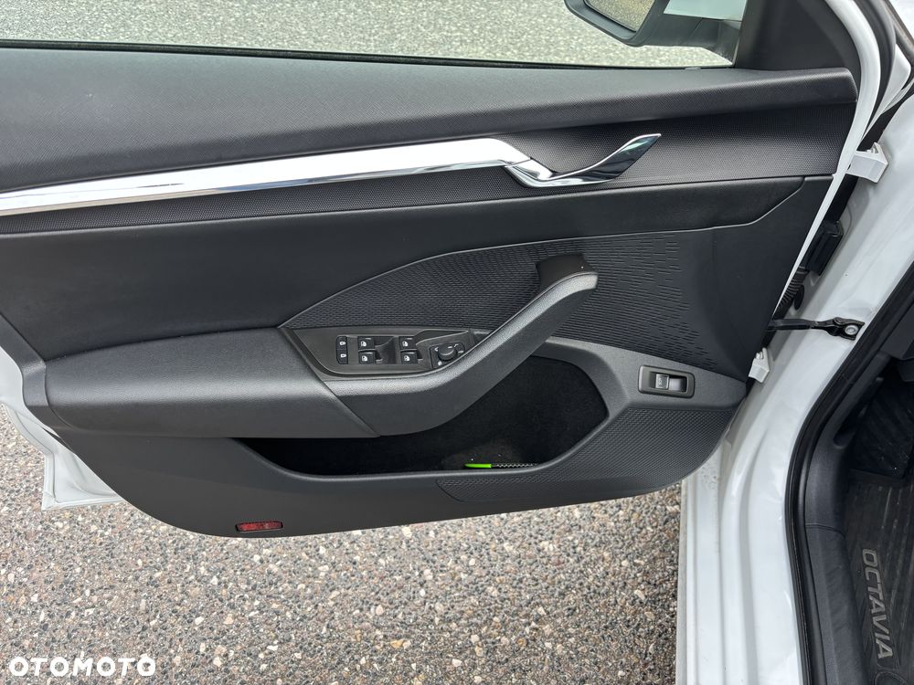 Skoda Octavia 1.5 TSI ACT Style - 21