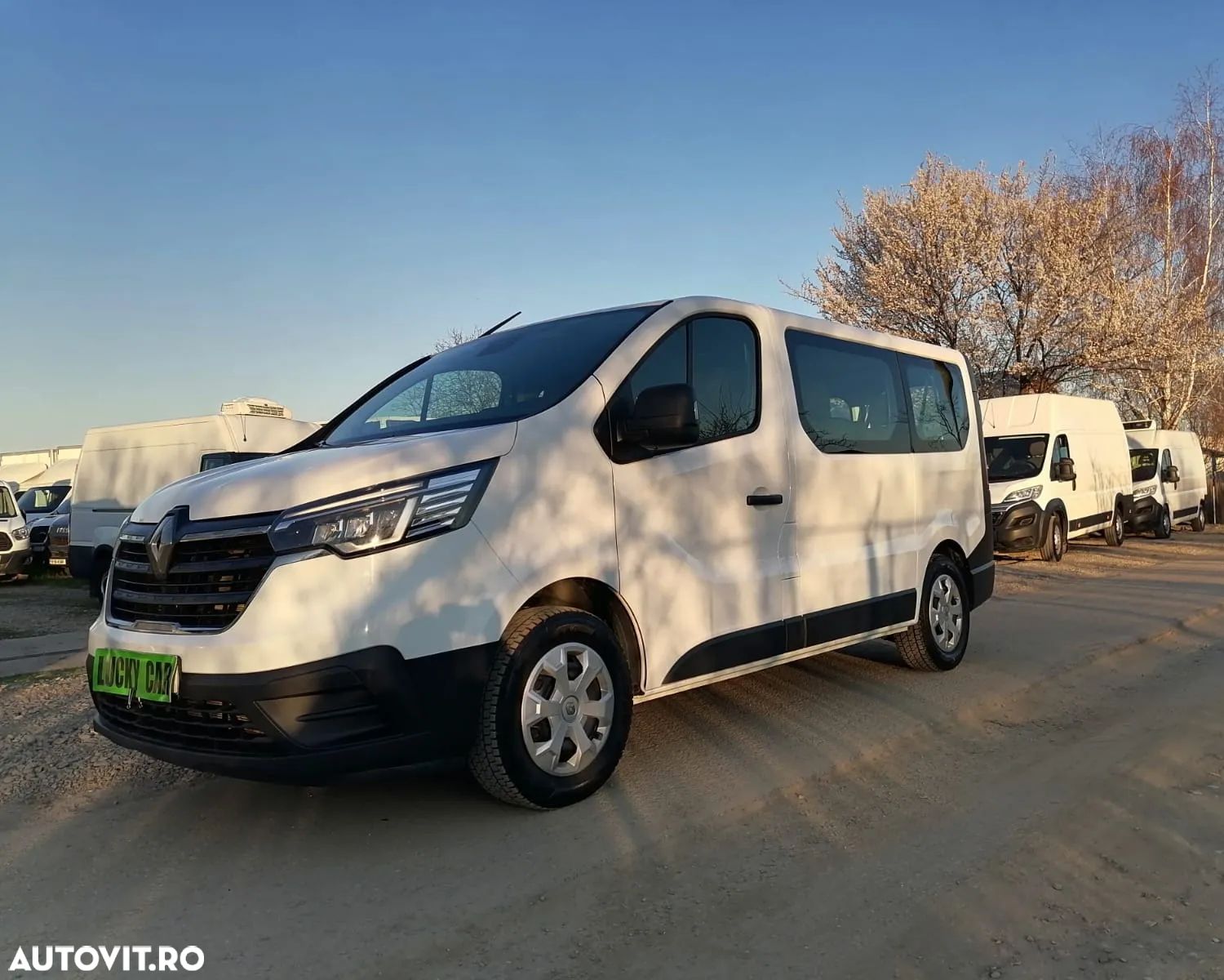 Renault Trafic - 1