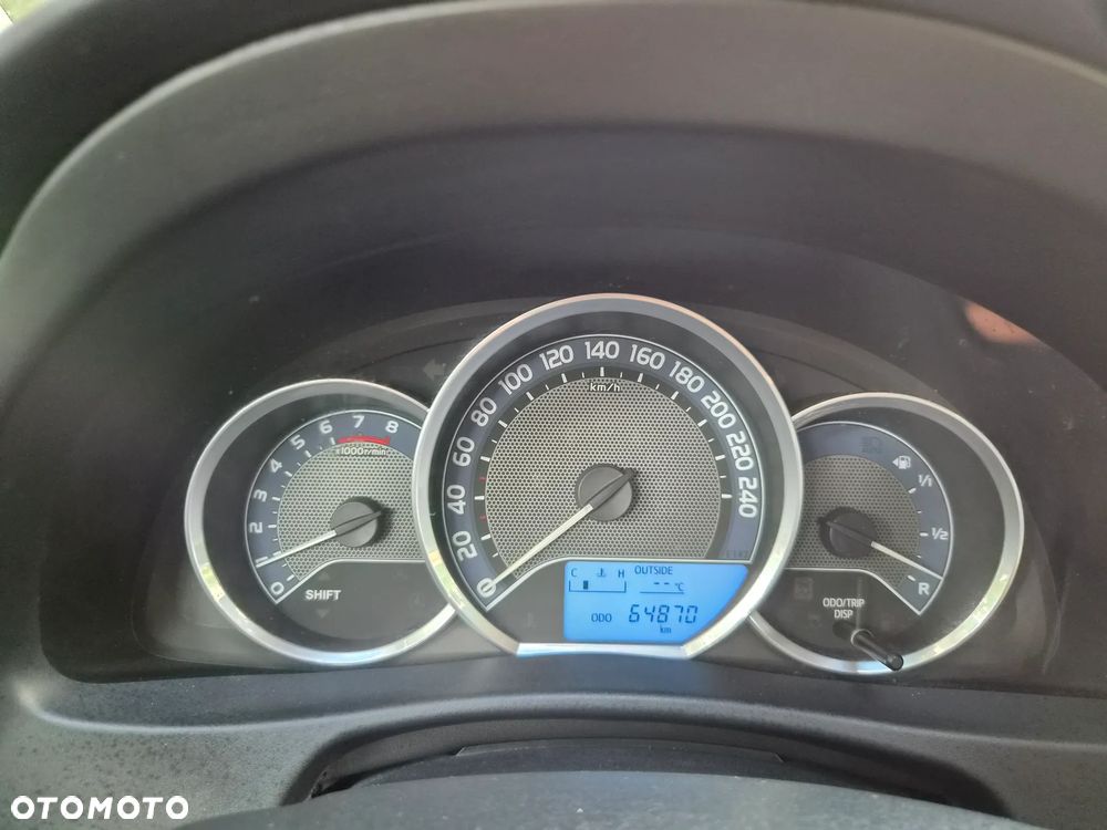 Toyota Auris 1.33 VVT-i Active - 12
