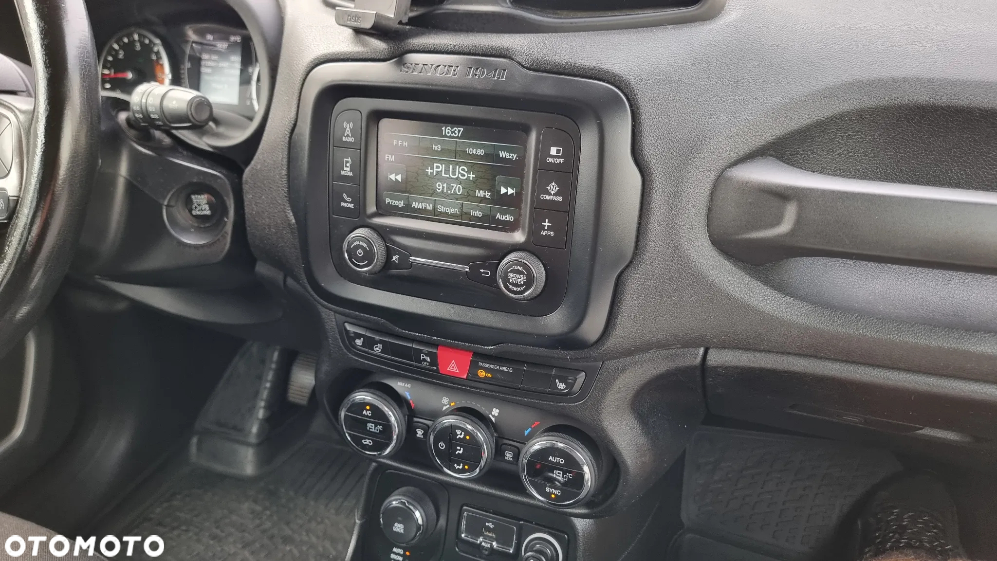 Jeep Renegade 2.0 MultiJet Longitude 4WD S&S - 35