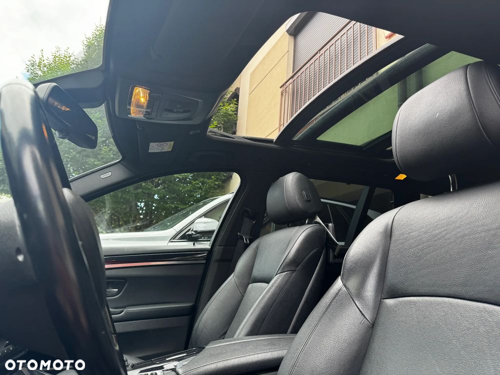 BMW Seria 5 520d xDrive - 19