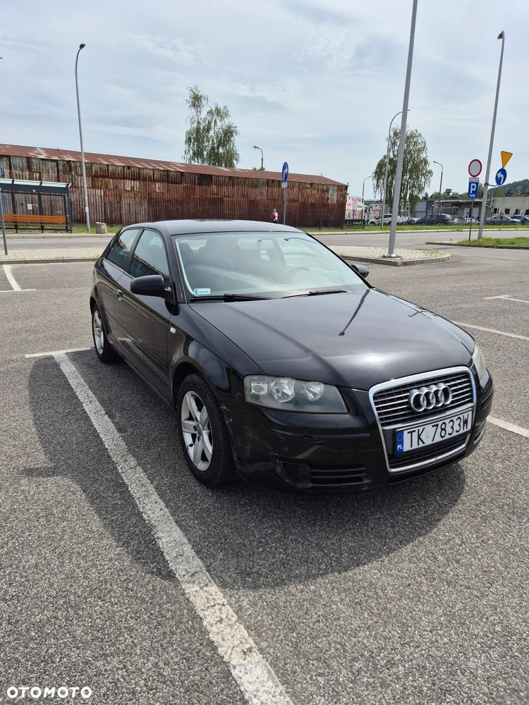 Audi A3 3-drzwiowe 1.6 Attraction - 2