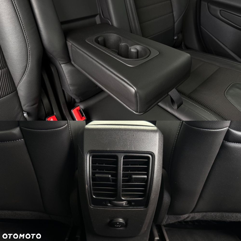 Ford Kuga 2.0 TDCi 4x4 Titanium - 32