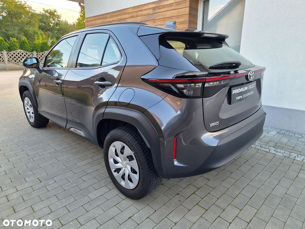 Toyota Yaris - 5